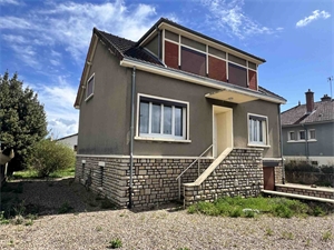 maison-villa à la vente -   71130  GUEUGNON, surface 131 m2 vente maison-villa - APR735303